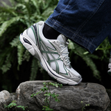 Asics GT-2160 'Shamrock Green' 1203A275-103