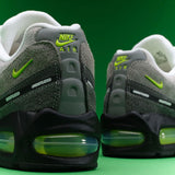UNDEFEATED x Nike Air Max 95「Neon」 IB4523-004
