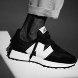 New Balance 327 Black - HADNUS