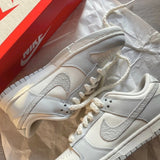 Nike Dunk Low Sail Aura 浮雕灰白 - HADNUS