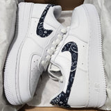 【零碼出清】Nike Air Force 1 '07 'Black Paisley' DH4406-101